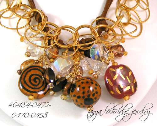 Kazuri Charm Necklace & Gold Links