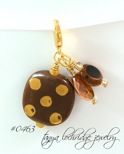 Kazuri Matte Coco & Gold Bead Charm