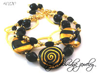 Kazuri Bead Black-Gold Bracelet