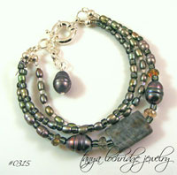 Labradorite & Freshwater Pearl Bracelet