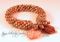 Glitzy Gold, Freshwater Pearl, Mother of Pearl Bracelet
