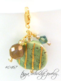 Kazuri Spearmint & Gold Bead Charm